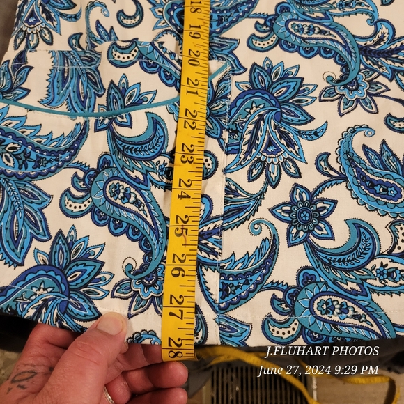 VINTAGE BUTTERSOFT SCRUB TOP SIZE X-LARGE BEAUTIFUL PATTERN GENTLY USED - Picture 6 of 9